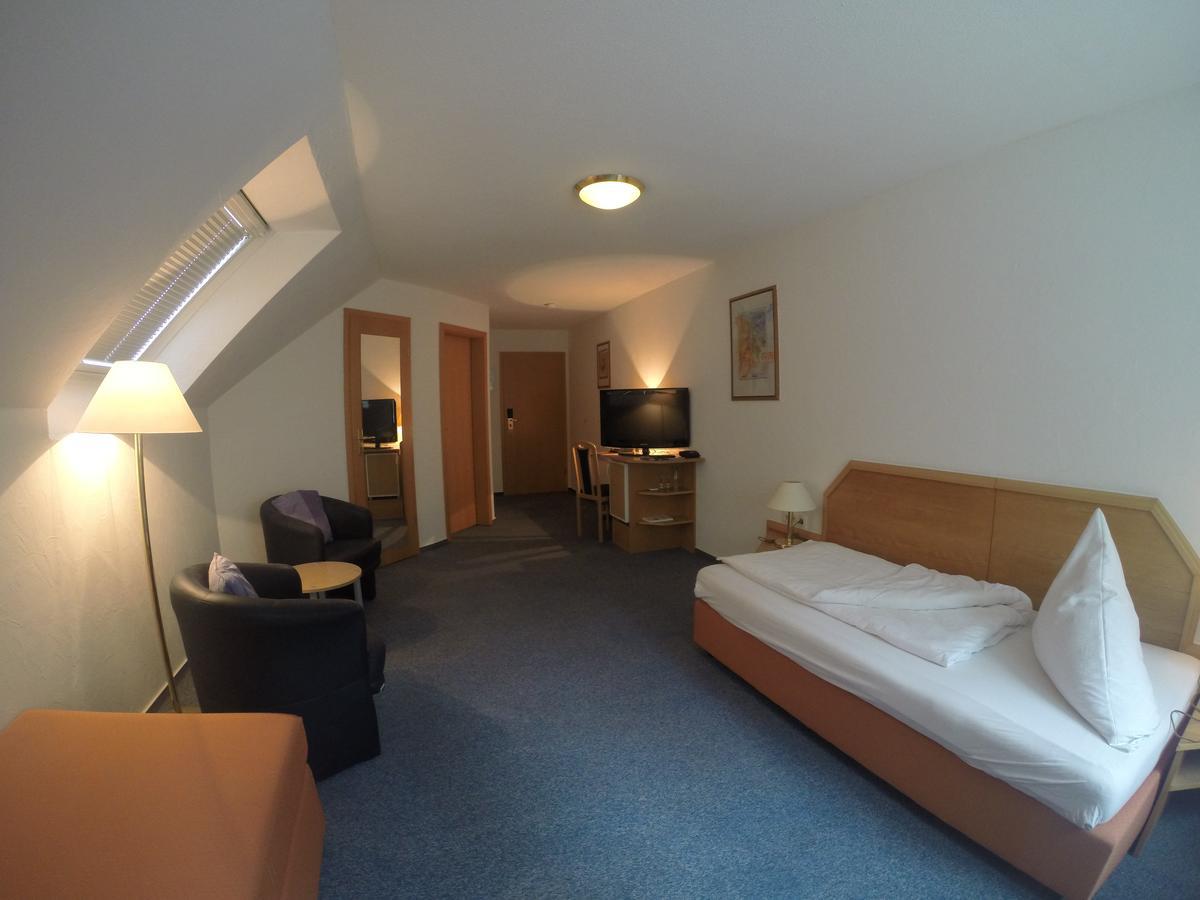 Hotel Wasserfall Garni Oberndorf am Neckar エクステリア 写真